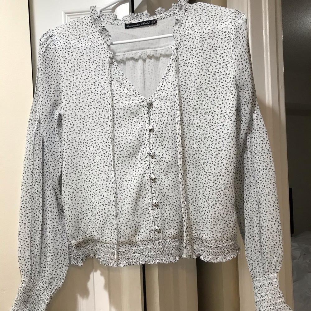 Abercrombie and girch blouse